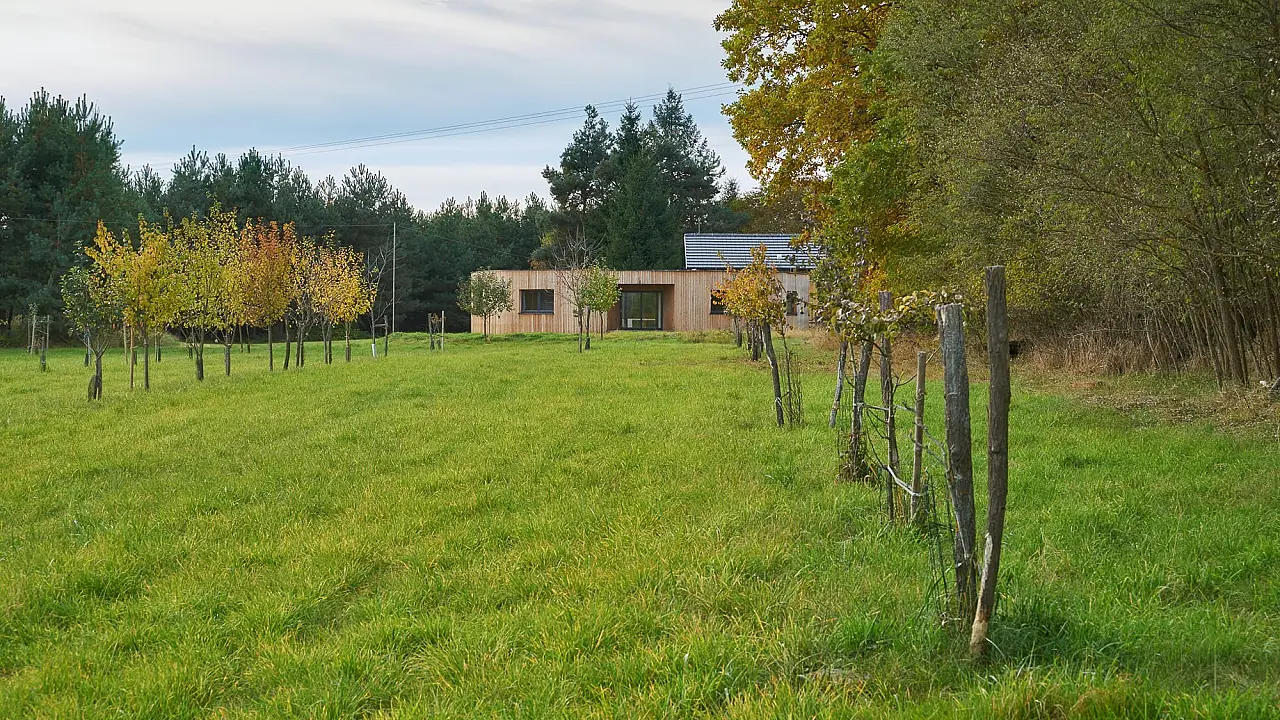 Dostavba drážního domku, sociální bydlení Sananim architekt Jakub Našinec