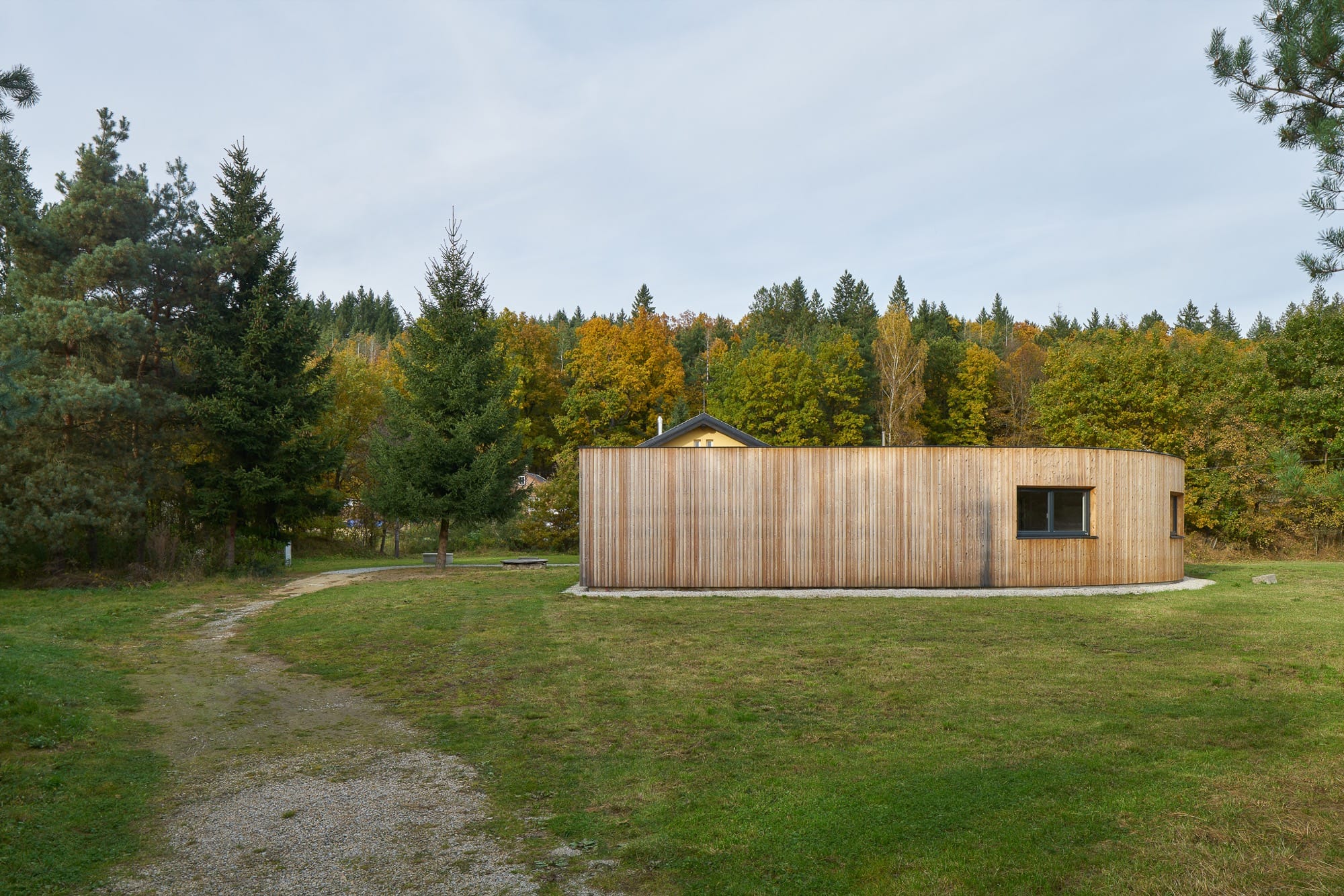 Dostavba drážního domku, sociální bydlení Sananim architekt Jakub Našinec