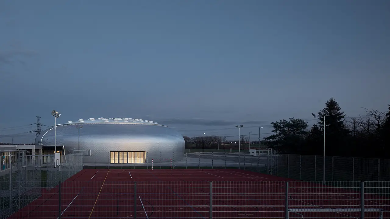 Sportovní hala Dolní Břežany architekt Jakub Našinec