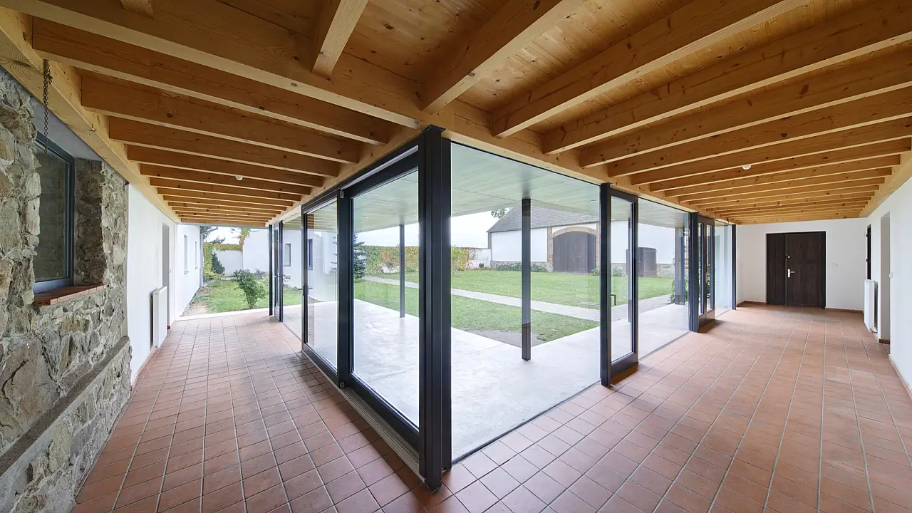 Terapeutická komunita Heřmaň – Sananim architekt Jakub Našinec